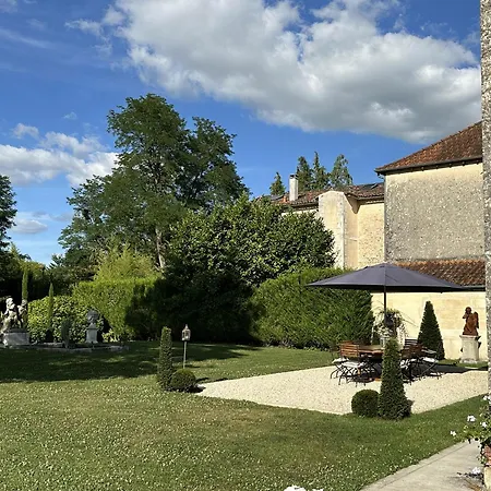 Bed & Breakfast La Source Du Logis Jonzac