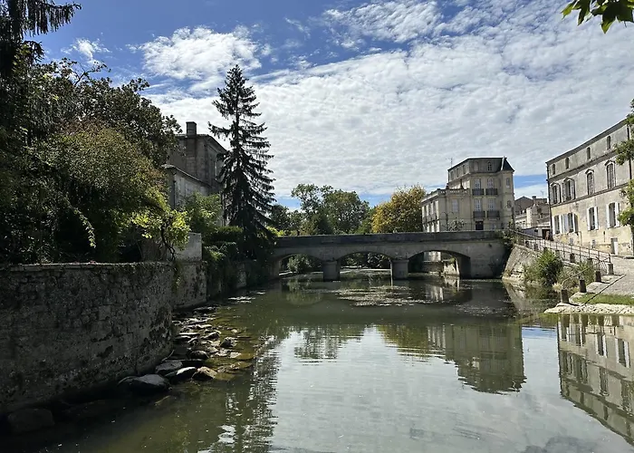 La Source Du Logis 3*